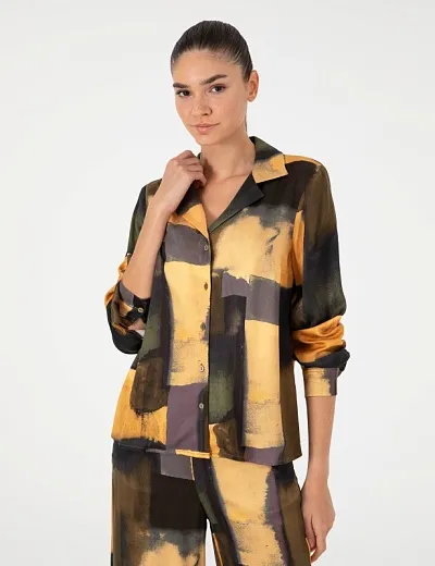 Рубашка с абстрактным принтом прямого кроя - G022SZ0040KAI_G Сорочка жен. (VR043, 34)