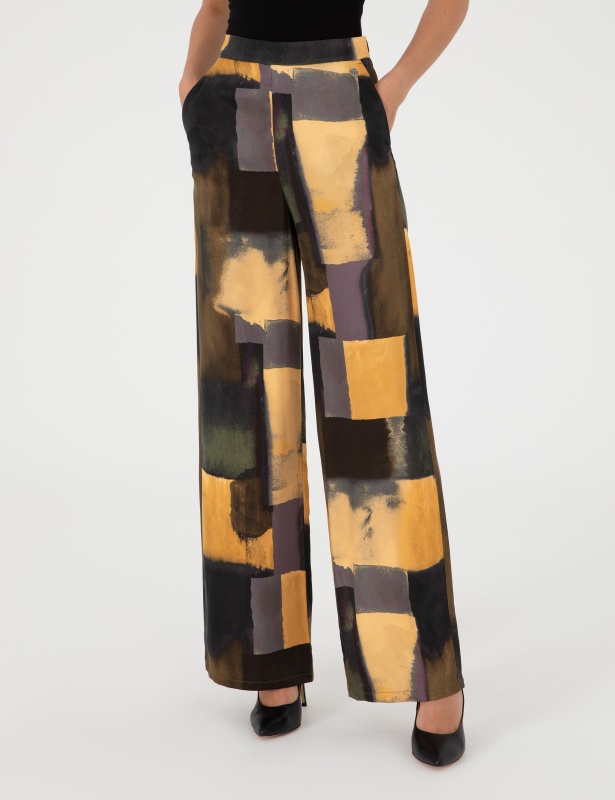 Брюки широкие с вискозой - G022SZ0780KAI_P Брюки жен. (VR043, 40)