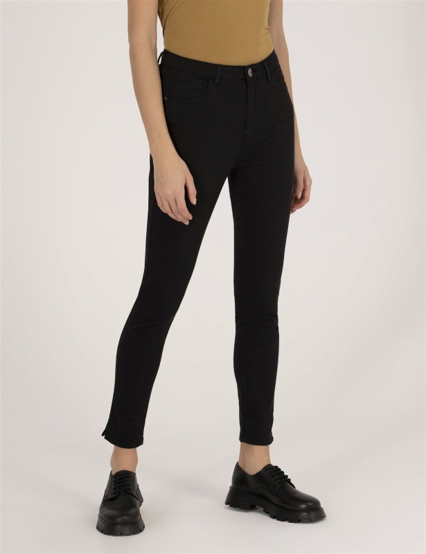Джинсы укороченные зауженные - G022SZ0780DERIN-23Y Брюки жен. (VR046, 36)