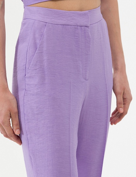 Брюки укороченные из жатой ткани - G022SZ0030KRAF-P Брюки жен. (VR149, 40)