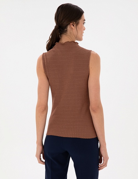 Топ трикотажный с волнистым воротником - 