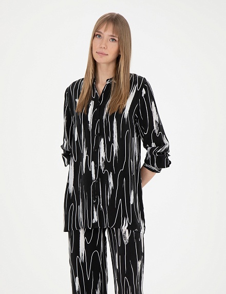 Рубашка с абстрактным принтом - 
