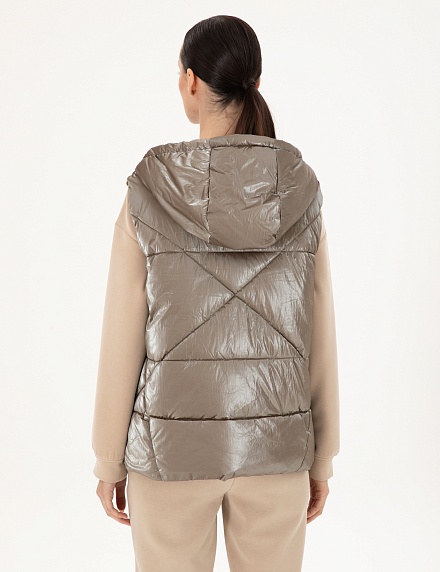 Жилет утепленный с несъемным капюшоном - G022SZ0MS0FENDOR Куртка жен. (VR052, 34)