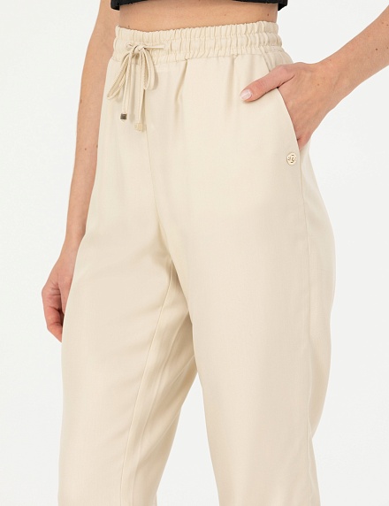 Джоггеры ил лиоцелла на кулиске зауженные - G022SZ0030NOCTU-P Брюки жен. (VR071, 42)