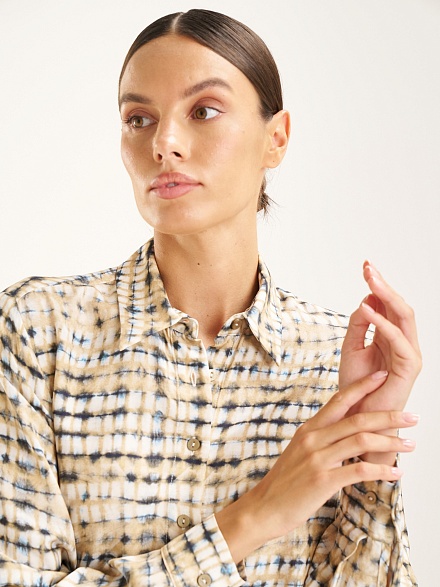 Рубашка с графичным рисунком полуприталенная - G022SZ0040LESA_G Сорочка жен. (VR011, 34)